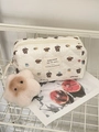Weiße gesteppte Kosmetiktasche mit süßem Brothund-Druck und rosa Blumenanhänger - Brot Hund - [Achteckige Tasche]