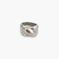 Minimalistischer gedrehter Crossover-Ring aus silbernem Edelstahl mit Hochglanzfinish - US 7 / Silber