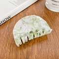 Green and white marble texture acetate hair claw clip for women on a wooden table - 6.8cm / Marble Green
