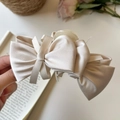 Elegante beige satijnen haarklem met gelaagde strik voor dameshaarstijlen - Strik Haarklem / Beige