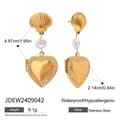 Orecchini a cuore in acciaio inossidabile dorato con perle e perni a conchiglia - Stile Medaglione con Fiocco, Perla e Conchiglia