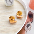 Mini triceratops hair clips in yellow tortoiseshell acrylic for girls, set of two - Triceratops (Pair)