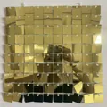 Emerald green square sequin wall panel with reflective metallic finish for parties - 30x30cm / Light Green