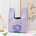 Borsa tote in maglia viola con motivi floreali verdi per regali aziendali di lusso - Fiore del Fumetto Viola