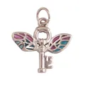 Pendentif clé à ailes argentées avec émail violet et bleu pour la création de bijoux - Clé ailée / Or blanc