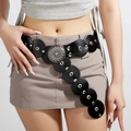 Retro zwarte leren riem in westernstijl met metalen studs en sierlijke gesp op een rok - Zwarte Klinknagel Splitsing Stijl (1438#圆牌拼接齿轮扣眼+钻扣)