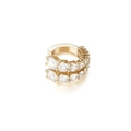 Detail van een gouden ear cuff met een dubbele rij kristallen strass in C-vormig design - Goud Dubbele Rij