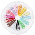 Barrettes à cheveux classiques en 14 couleurs acidulées disposées sur une assiette blanche - Multicolore