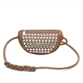Borsa a luna in pelle marrone con borchie argentate e tracolla intrecciata su bianco - Cachi