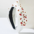 Cerchietto bianco annodato con ciondoli a ciliegia e strass rossi per acconciature - Bianco