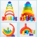 Regenbogen Stapelsteine Holzspielzeug mit sieben Bögen und sechs bunten Holzfiguren - 13 Teile (7 Bögen Und 6 Holzfiguren) / 21x13x3cm