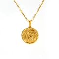 Collana con ciondolo Toro dorato con design solare a rilievo su catena a croce - Toro