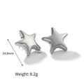 Detailansicht silberner Sternohrringe mit 24,8 mm Durchmesser und 7,7 mm Dicke Angaben - Silberne Pentagramm Ohrstecker Stil (TE6973-S)