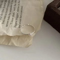 Elegant S925 sterling silver open ring with a single pearl inlay and thin band - Vintage Open Single Pearl Style (J3329)