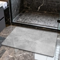 Antislip badmat met grijs marmerpatroon, sneldrogend voor de moderne badkamer - 50*80cm / Bewolkt licht zwartgrijs