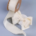 Ruban ivoire à bords plissés en rouleau avec nœud pour accessoires de vêtement - 2,5 CM (10 Yards/Rouleau) / Blanc Crème