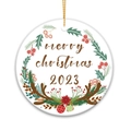 Ornamento natalizio 2023 tondo in ceramica con ghirlanda floreale e catena oro - Stile 2/Ghirlanda 2023