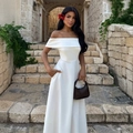 Elegante abito lungo bianco con spalle scoperte a vita alta e linea ad A estivo - S / Bianco