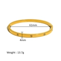 Detail shot of a 4mm gold clover bracelet showing 61mm diameter and 13.7g weight specs - Clover Pattern Style (HF-B5115-G)