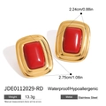 Pendientes vintage de acero dorado con piedra roja rectangular, resistentes al agua y antialérgicos - 2.75x2.24cm / Rojo