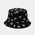 Vue détaillée du motif de chat calicot mignon imprimé sur le chapeau bob noir uni - Noir