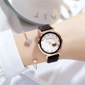 Women's quartz watch with black leather strap and matching gold heart charm bracelet - With Heart Bracelet / Black