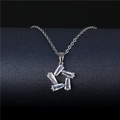 Collier avec pendentif étoile en zircon et acier titane argenté aux cristaux rectangulaires - Tl5 (avec Chaîne)