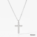Collier croix en acier inoxydable argenté avec cristaux incrustés et chaîne fine - Collier Argenté (PDD341)