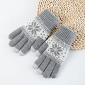 Grey winter knit gloves with white snowflake patterns and touchscreen fingertips - One Size / Light Gray