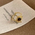 Vintage gouden zonnebloem ring met bruine tijgeroog steen en gedraaide ringband stijl - Goud Zonnebloem Tijgeroog Ring