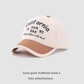 Kinder Baseballkappe in Beige und Braun mit California-Stickerei und gebogenem Schirm - Verstellbare Einheitsgröße / Kaffeebraune Krempe