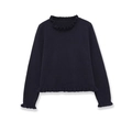 Detail von Rüschen an Ausschnitt und Bündchen eines dunkelblauen Strickpullovers - S / Marineblau