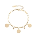 Bracelet en acier titane doré avec pendentifs pièces Elizabeth II et perles sur fond blanc - Portrait de Reine (7707)