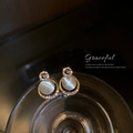 Orecchini dorati con opale centrale, strass scintillanti e design a forma di G vuoto - Stile Occhio di Gatto a Forma di Lettera G Oro (7# Silver Needle Gold)