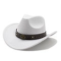 Détail d'un chapeau de cowboy en feutre blanc avec bandeau en cuir et rivets - M (56-58cm) / Blanc
