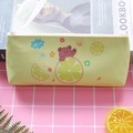 Astuccio giallo in pelle PU con simpatico orsetto cartone animato e fette di limone - Serie Gialla