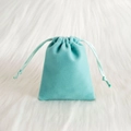 Tiffany blue velvet jewelry drawstring pouch on a soft white faux fur background - 5*7cm / Green