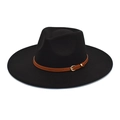 Classico cappello jazz nero in lana a tesa larga con cinturino in pelle marrone e fibbia - M (56-58cm) / Nero