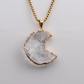 Collana minimalista con ciondolo a luna in cristallo e bordi dorati eleganti - Luna / Forma di Luna + Catena da 60CM
