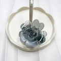 Elegant gradient grey-black flower hair claw clip made of polished acrylic material - Black (Transparent Rose)