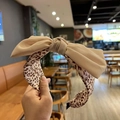Beige and leopard print bow headband featuring a stylish wide knot design for women - Beige Leopard Splice (FK-B199)