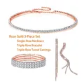 Vista dettagliata del set di gioielli in 3 pezzi oro rosa con girocollo e bracciale strass - Set da 3 Pezzi Oro Rosa