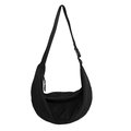 Bolso bandolera de nailon negro en forma de media luna con correa ajustable para estilo urbano - Negro