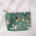 Mini forest pattern zipper coin purse in dark green with cute acorn and leaf prints - Green Base Leaf