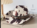 Cappello da cowboy in finta pelle scamosciata con stampa mucca e logo testa di toro - M (56-58cm) / Stile Decorativo Testa di Toro / Stampa leopardata