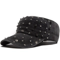 Berretto militare vintage in denim nero lavato con borchie metalliche argentate - Regolabile / Nero