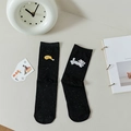 Süße schwarze gesprenkelte Baumwollsocken mit Stickerei von Welpe und Hähnchen - Schwarz