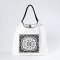 Bolso tote de lona blanca con bordado paisley negro y asas de cuerda gruesa - MZ Paisley Blanco