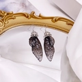 Elegant S925 silver butterfly wing earrings in smoky grey with shimmering silver glitter - Black-Silver Foil