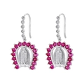 Gros plan de boucles d'oreilles Vierge Marie en argent et zircons roses sertis micro - Plaqué Platine Zirconium Rose Rouge